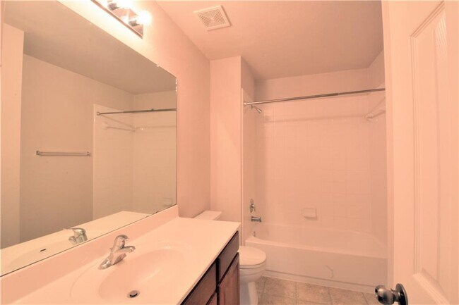 Building Photo - 8000 Tonkinese Dr