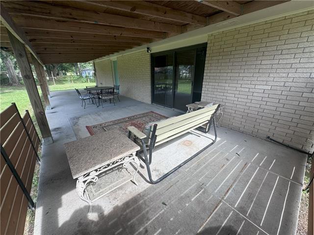 Building Photo - 208 Camellia Ave