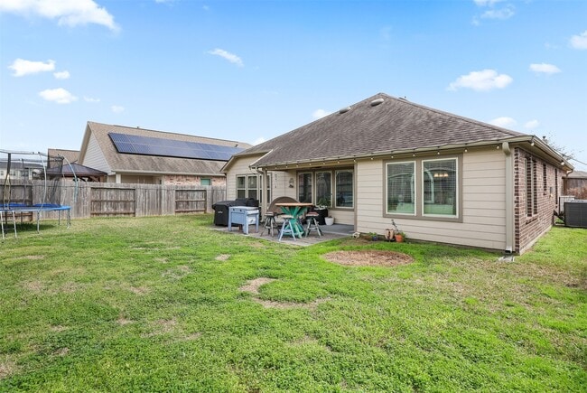 Building Photo - 12506 Cumberland Dr