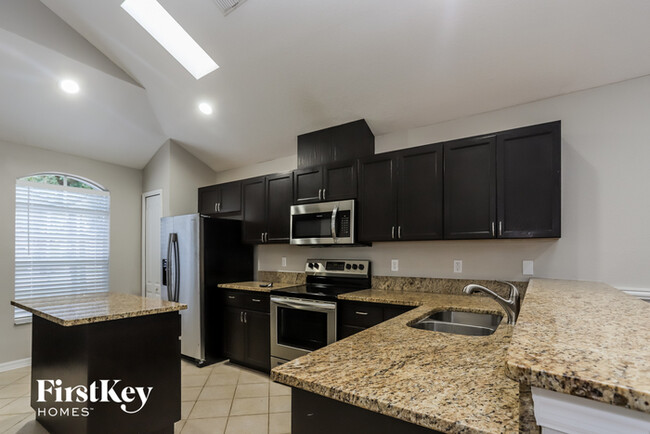 Building Photo - 616 Sunset Beach Ct