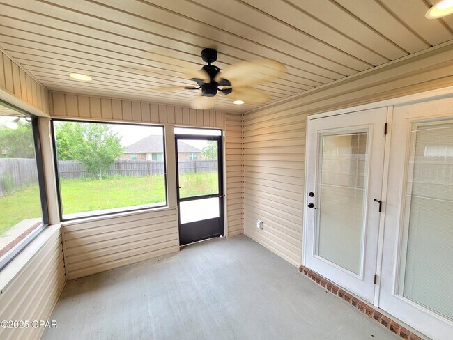 Building Photo - 4503 Bylsma Cir