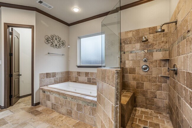 Building Photo - 3744 W Biddison St