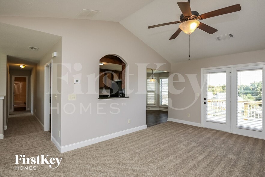 Building Photo - 1666 Dillard Way