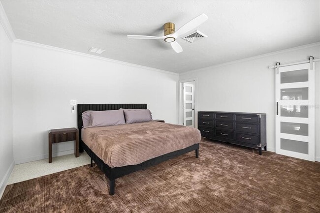 Building Photo - 10001 S Yacht Club Dr