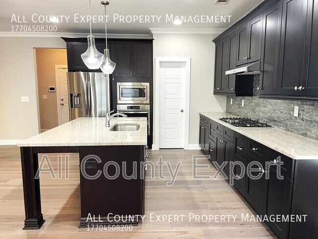 Building Photo - 4885 Hanson Farms Ln