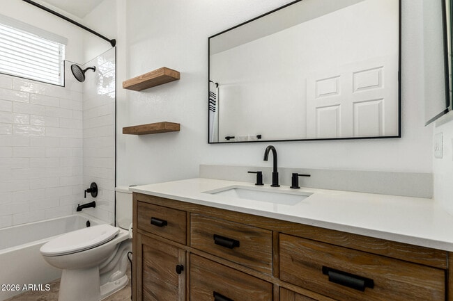 Building Photo - 2992 N Miller Rd