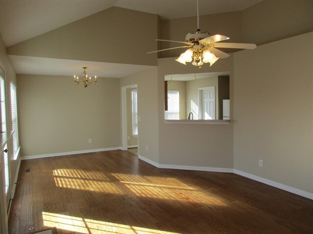 Building Photo - 1434 Hilltop Dr