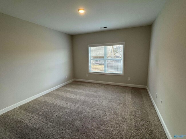 Building Photo - 122 Burdine St