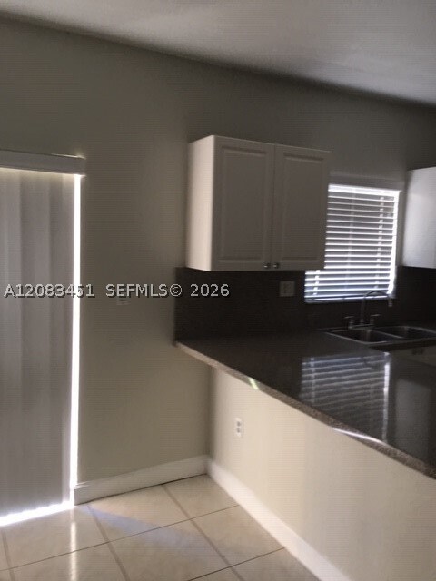 Building Photo - 833 SW 148th Pl