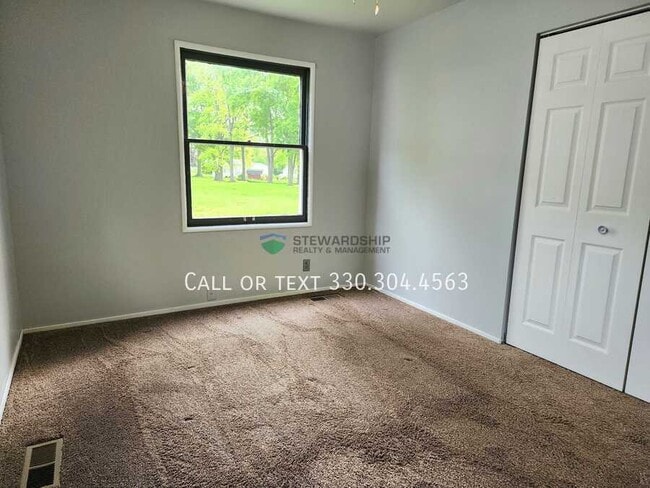 Building Photo - 2461 Briner Ave