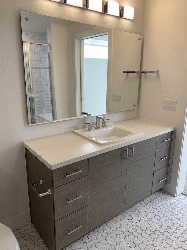 Master - 3500 S Corona St