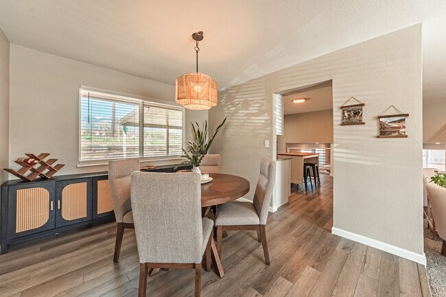 Building Photo - 3158 Breckenridge Dr W