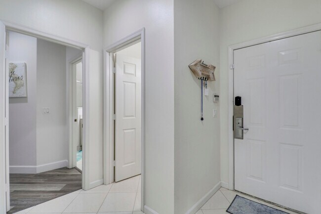 Building Photo - 8301 Mulligan Cir