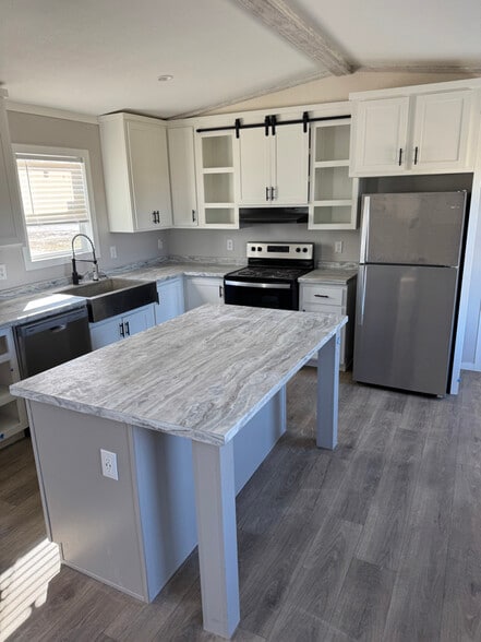 Building Photo - 107 Patriot Ln