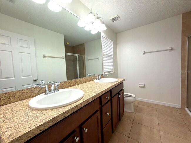Building Photo - 1036 Laurel Ridge Ln