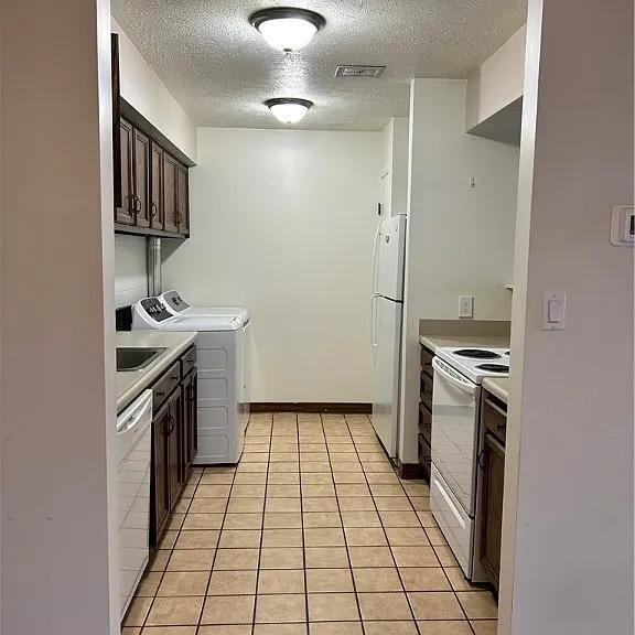 Building Photo - 140 Ivy Hill Ln