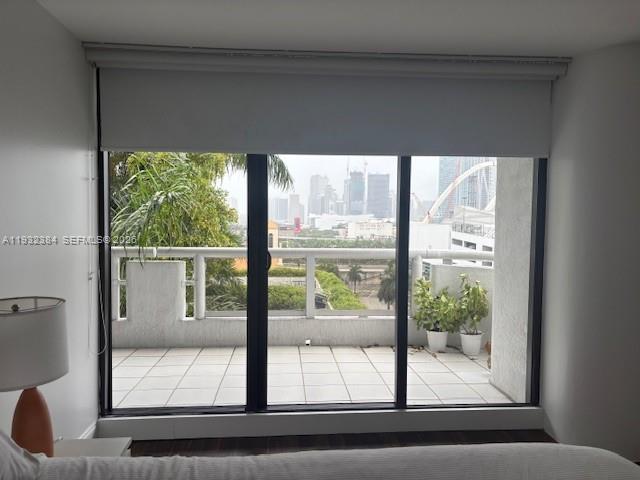 Building Photo - 1717 N Bayshore Dr