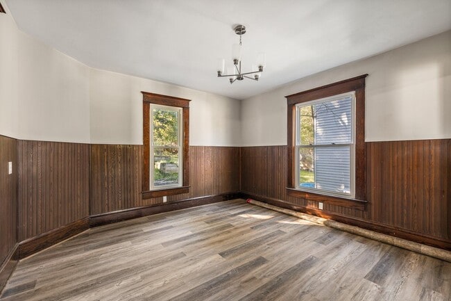 Building Photo - 37 W Arch St