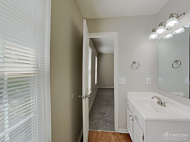 Building Photo - 1212 Green River Ct