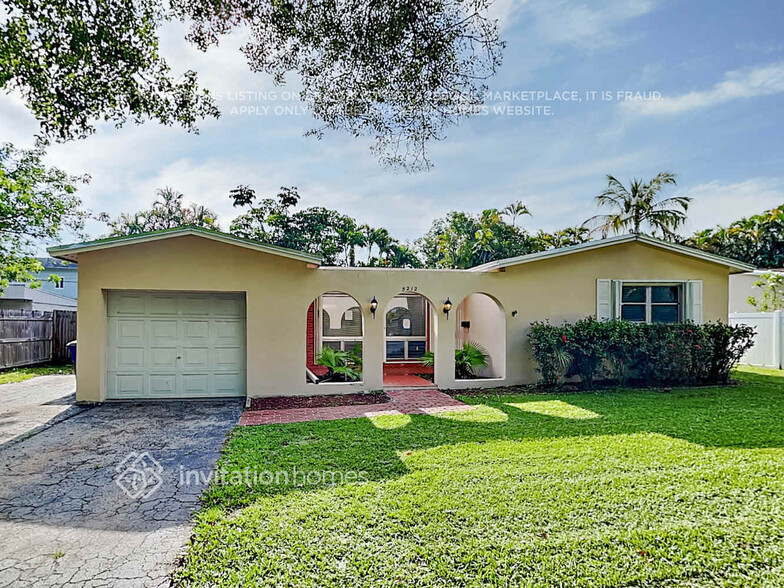 Primary Photo - 5212 SW 91st Terrace