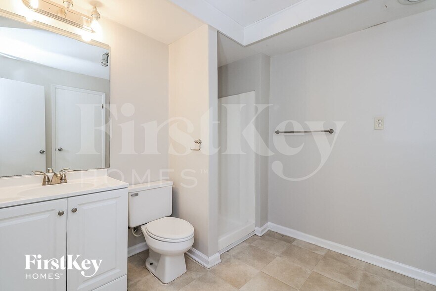 Building Photo - 4894 Raven Way NE