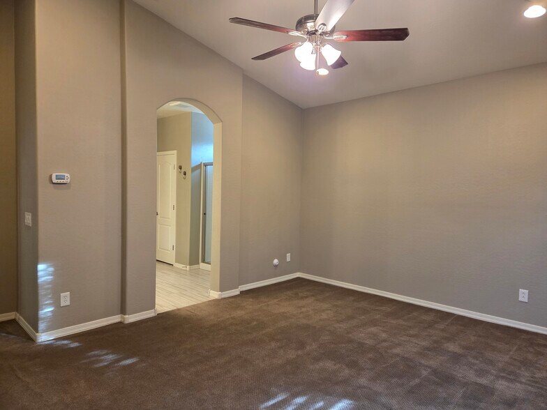 Building Photo - 4614 S Euler Ln