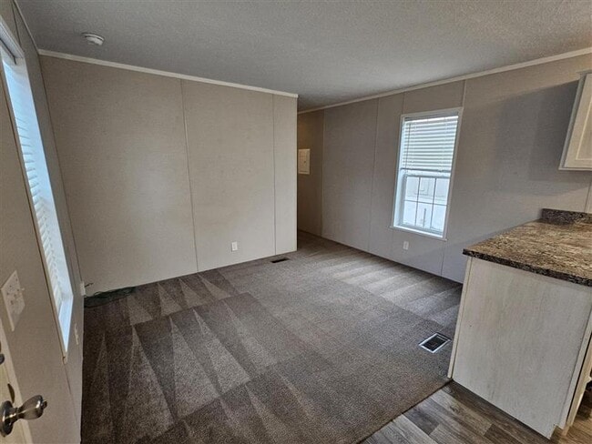Building Photo - 2314 Catalpa St