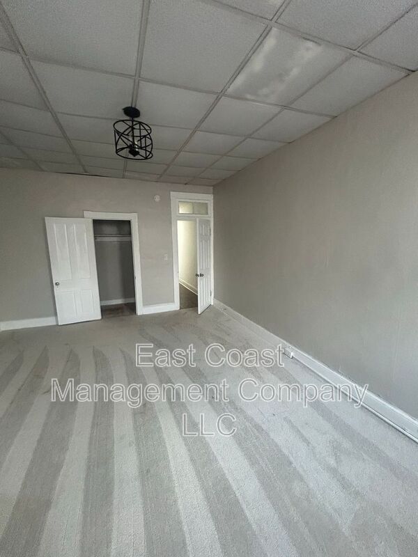 Building Photo - 2319 Reisterstown Rd