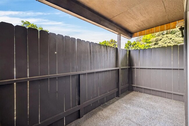 Building Photo - 615 Rancheria Dr