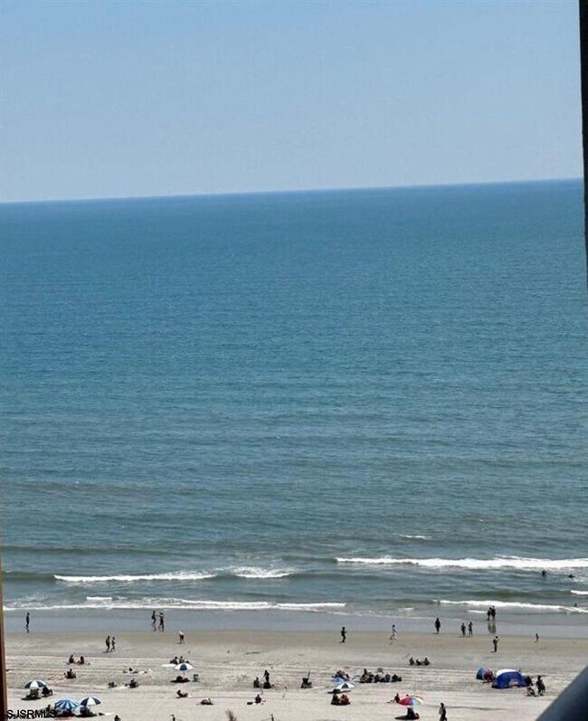 Building Photo - 3101 Boardwalk