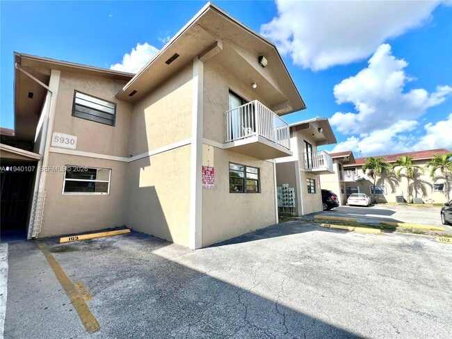 Building Photo - 5930 W 25th Ct