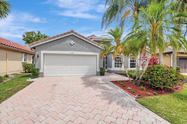 Building Photo - 6779 Indianwood Way