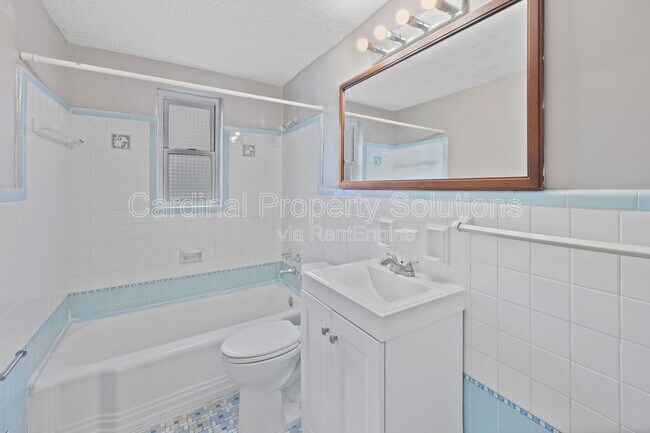 Building Photo - 5520 Bosworth Pl