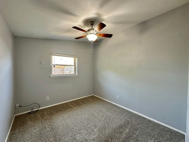 Building Photo - Remodeled Bathrooms