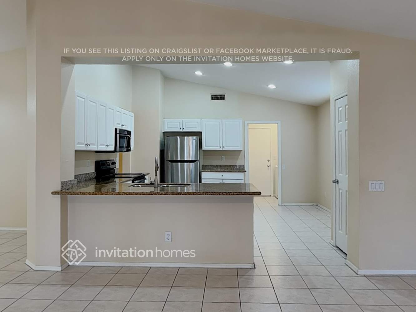 Building Photo - 3420 E Marco Polo Rd