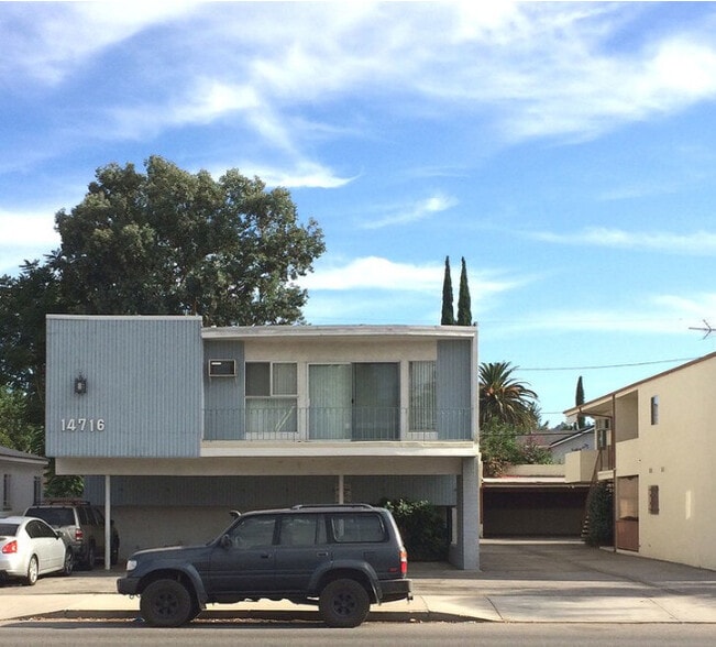 Building Photo - 14716 Magnolia Blvd