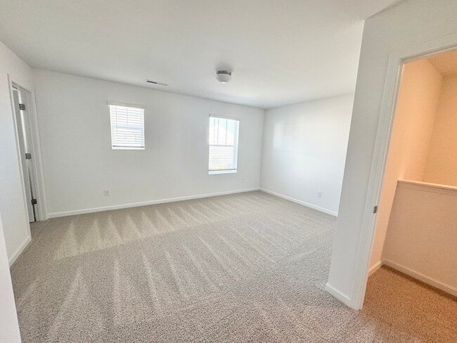 Building Photo - 4395 Mountain Ball Ln