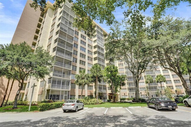 Building Photo - 10777 W Sample Rd