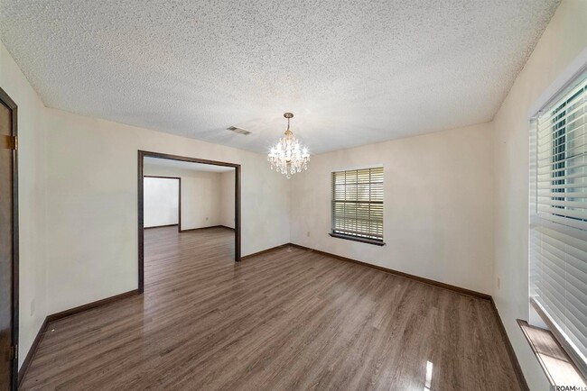 Building Photo - 9655 Sullivan Rd