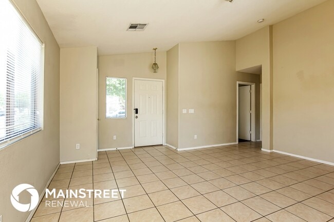 Building Photo - 8923 W La Reata Ave