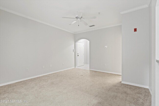 Building Photo - 7800 Point Meadows Dr