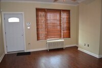 Building Photo - 5755 Larchwood Ave