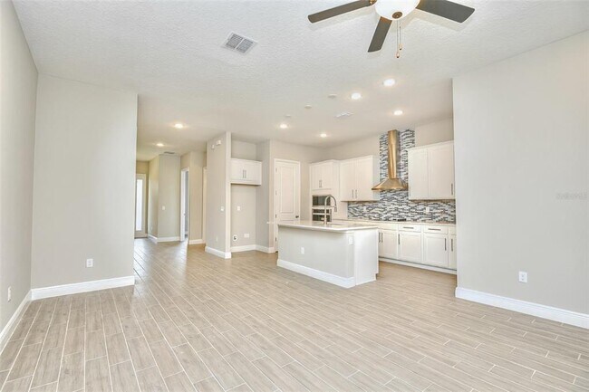 Building Photo - 6427 Cyrils Dr