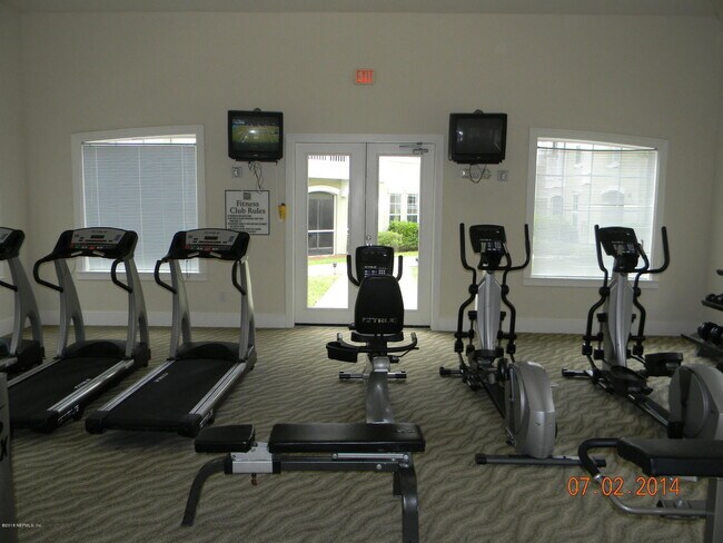 Building Photo - 1001 Monument Rd