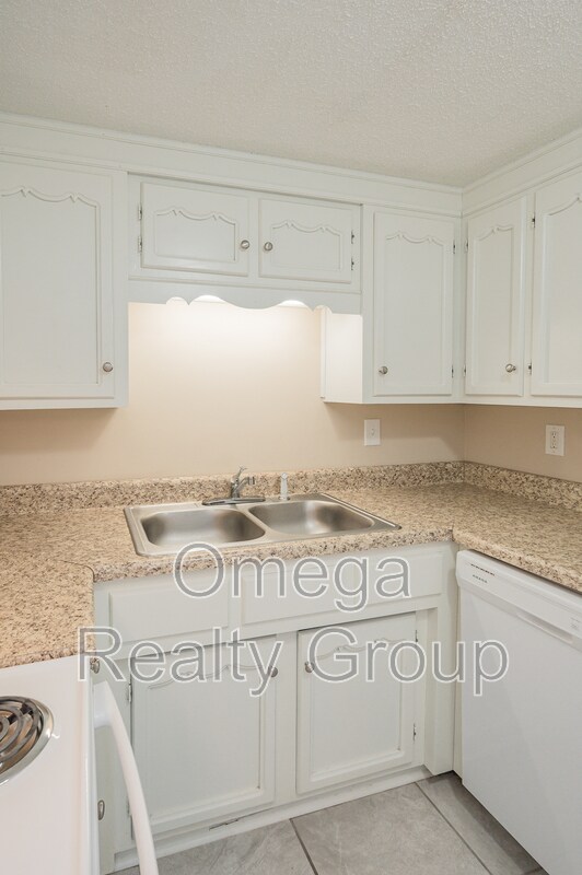 Building Photo - 3314 Warringwood Dr