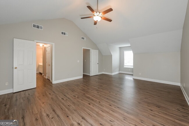 Building Photo - 454 Saddle Shoal Trail
