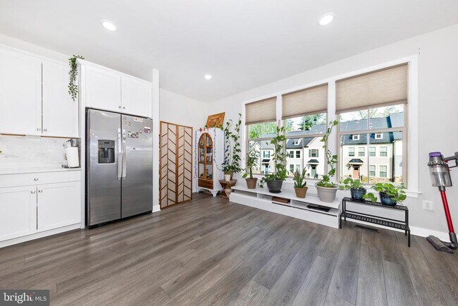 Building Photo - 6110 Stonecat Ct