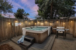 Building Photo - 2945 S Zurich Ct