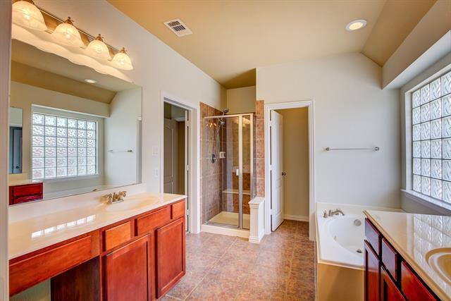 Building Photo - 4321 Peregrine Way