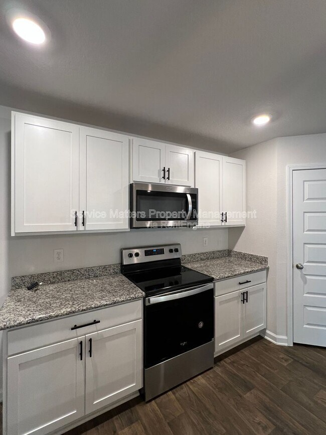 Building Photo - 5451 Merlin